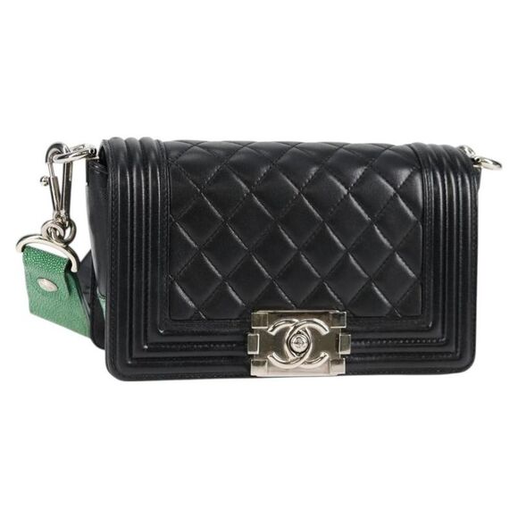 chanel Handbags - Pre Loved chanel Women Black Shoulder Bags